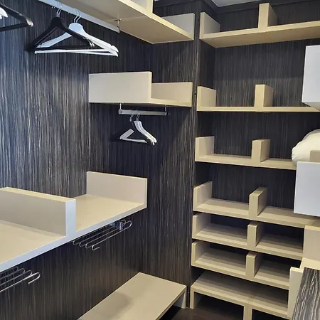 Escalera 9 Appartement