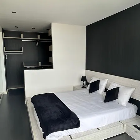 Escalera 9 Appartement *