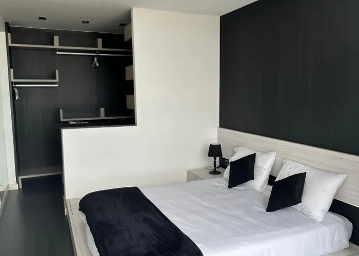 Escalera 9 Appartement *